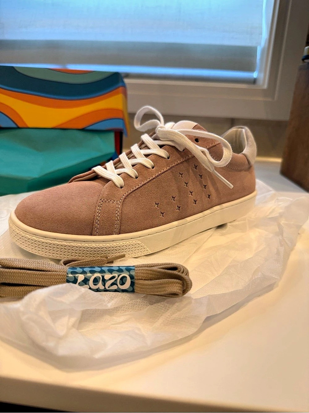 Lazo Halo Pink Sneakers US 7.5 Brand New